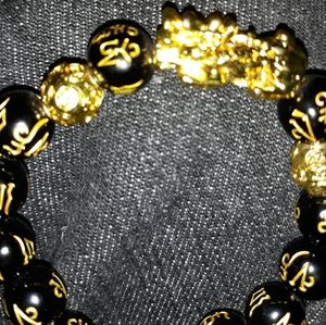 Feng shui  wealth bracket